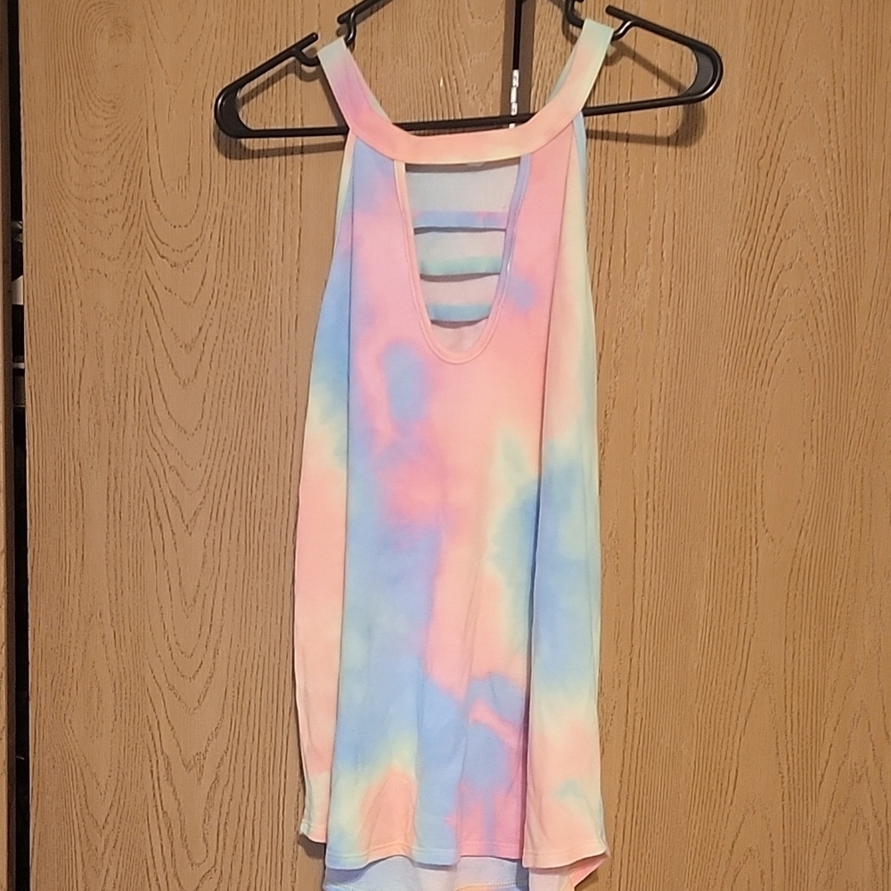 Tie-Dye Sleeveless Women's Top